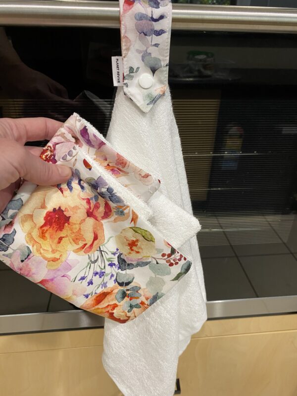 Hanging Hand Towel - Image 2